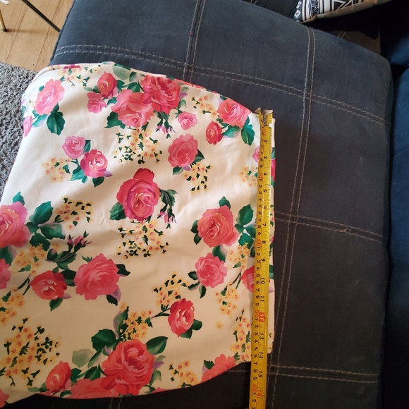 Sezane Jupe Bessie skirt in Floral Fond Beige - Picture 6 of 7